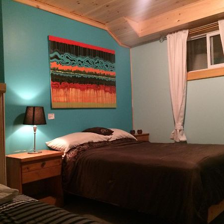 Maison Bleue Sainte Anne-des-Chênes エクステリア 写真